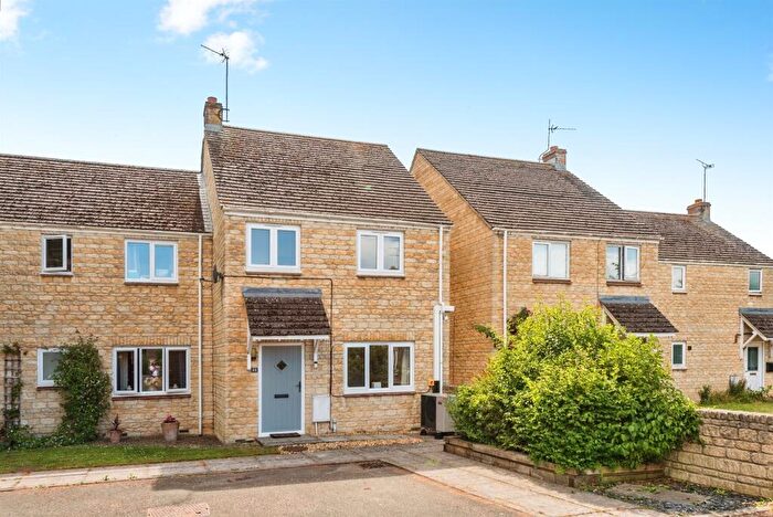2 Bedroom Semi-Detached House For Sale In Meadow Way, Kingham, Chipping Norton, OX7