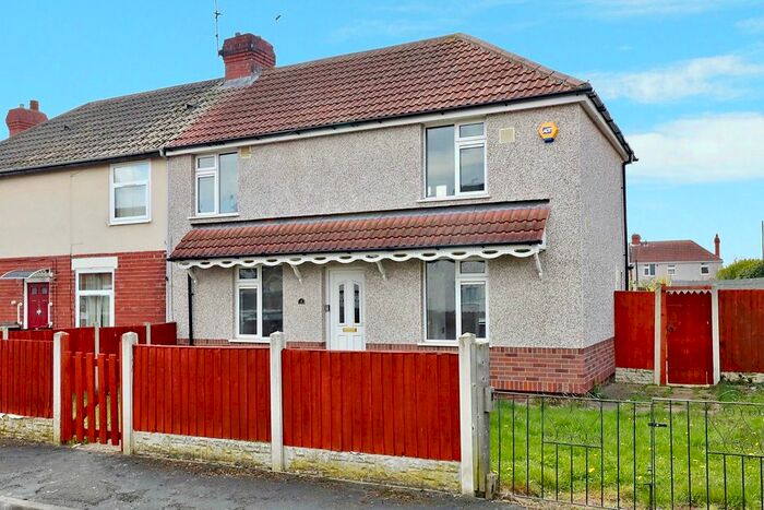 3 Bedroom Semi-Detached House To Rent In Arthur Place, Bentley, Doncaster, DN5