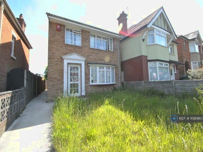 5 Bedroom Detached House To Rent In Burgess Rd, Southampton, SO16