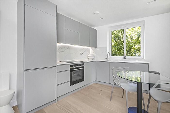 1 Bedroom Apartment To Rent In Gifford Street, London, N1