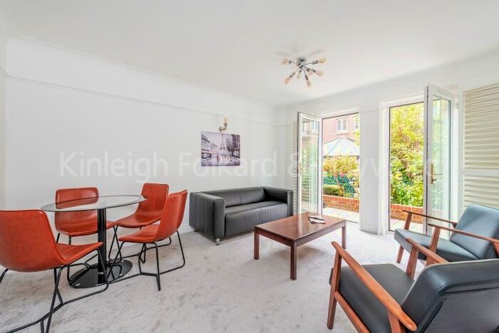 2 Bedroom Flat To Rent In Stalbridge Street, London, NW1