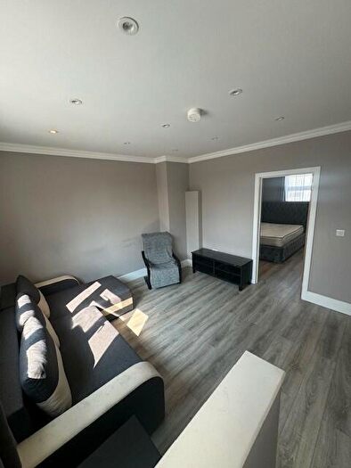 1 Bedroom Flat To Rent In Old Church Road, London, E4