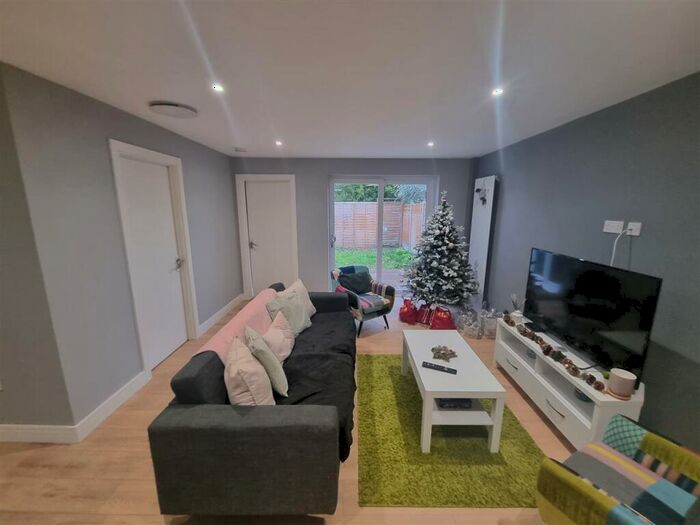 3 Bedroom Terraced House To Rent In Kemsing Gardens, Canterbury, CT2