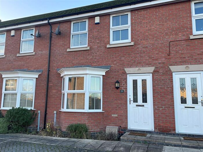 3 Bedroom Semi-Detached House To Rent In Brooks Drive Goole, Goole, DN14