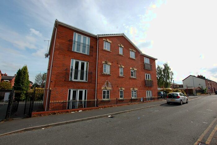 1 Bedroom Apartment To Rent In Lime Street, Dukinfield, Greater Manchester, SK16