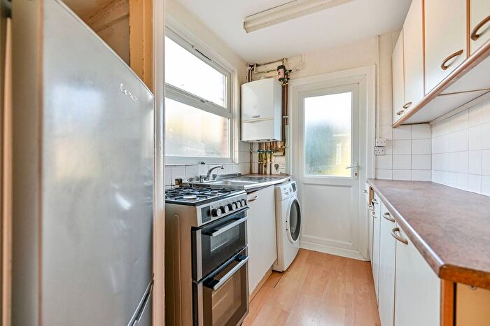 3 Bedroom Semi-detached House To Rent In Clarence Avenue, New Malden, KT3