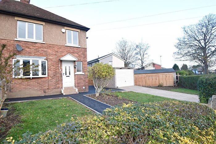 3 Bedroom End Of Terrace House To Rent In Derwent Road, Wakefield, WF2