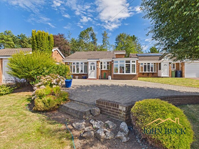 2 Bedroom Detached Bungalow For Sale In Avebury Drive, Washington Village, NE38