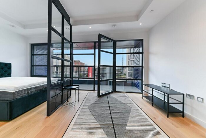 Apartment To Rent In Bridgewater House, London City Island, London, E14