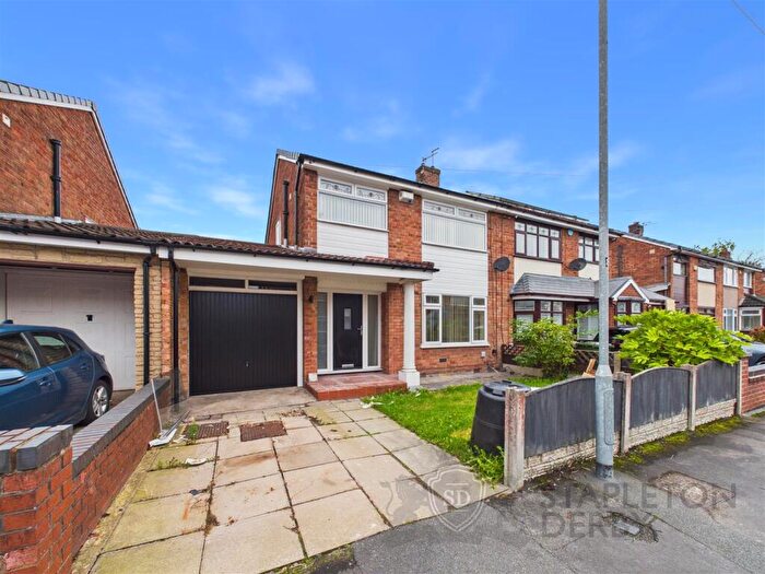 3 Bedroom Semi Detached House To Rent In Mossdale Drive, Rainhill, Prescot, L35