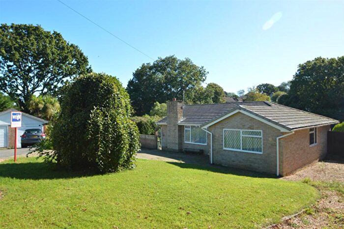 3 Bedroom Detached Bungalow For Sale In Seaview, PO34