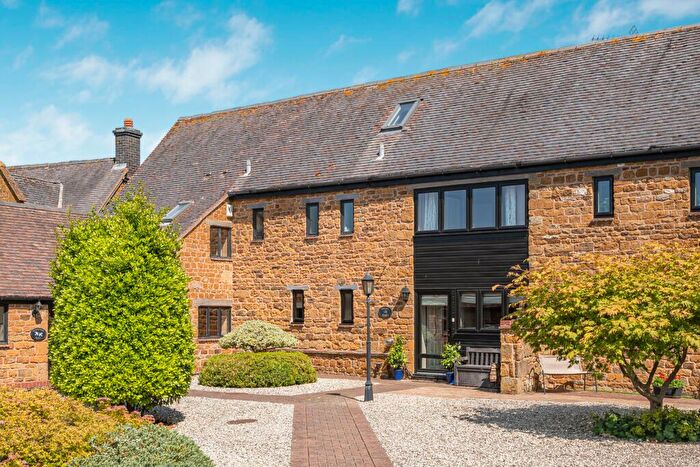 4 Bedroom Terraced House To Rent In Farnborough Road, Radway, Warwickshire, CV35