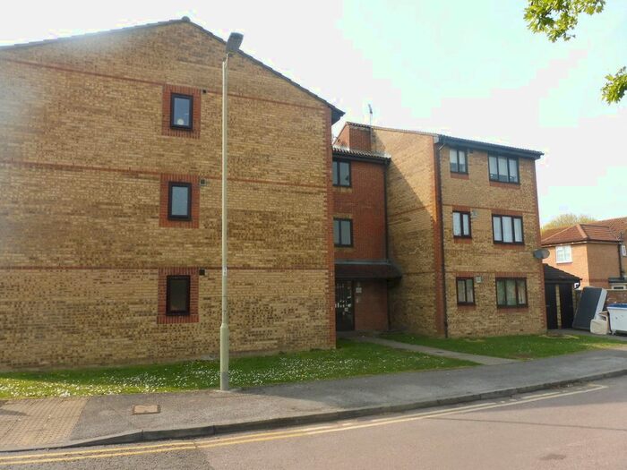 1 Bedroom Studio To Rent In Crusader Way, Watford, WD18