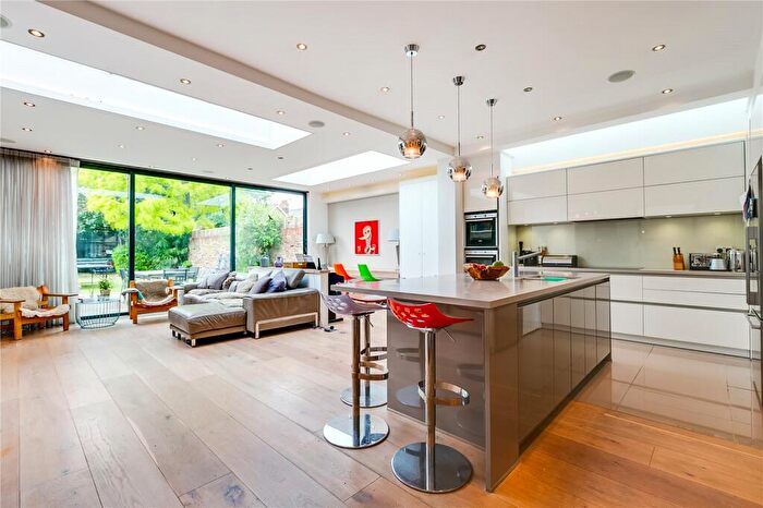 7 Bedroom Semi-Detached House To Rent In East Sheen Avenue, London, SW14