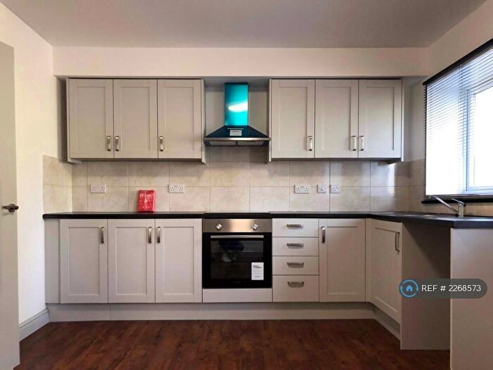 1 Bedroom Flat To Rent In Stanmore House, Warwick, CV34