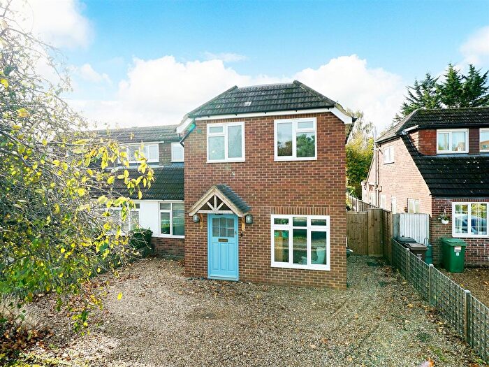 4 Bedroom Semi-Detached House For Sale In Butterfield Road, Wheathampstead, AL4