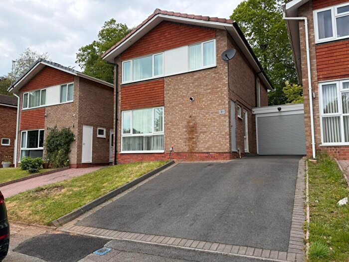 4 Bedroom Detached House To Rent In Niall Close, Birmingham, B15
