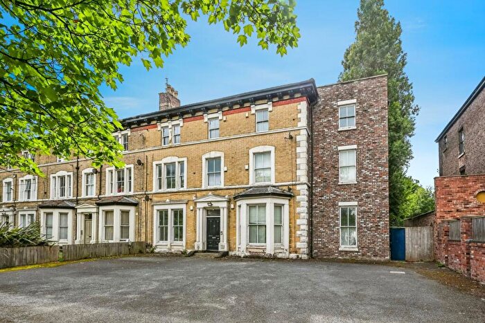 3 Bedroom Apartment For Sale In Parkfield Road, Aigburth, Liverpool, Merseyside, L17