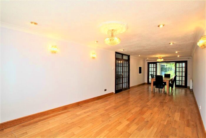 5 Bedroom House To Rent In Water Brook Lane, Brent Green, Hendon, NW4