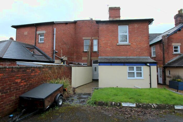 1 Bedroom Flat To Rent In Park Lane, Chippenham, SN15