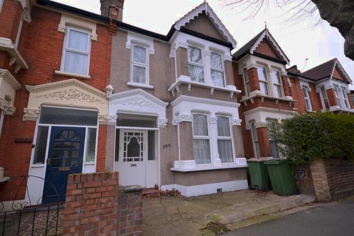 4 Bedroom Terraced House To Rent In Strone Road, Manor Park, London E12
