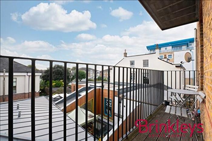 1 Bedroom Flat To Rent In Balham High Road, Balham, London, SW17