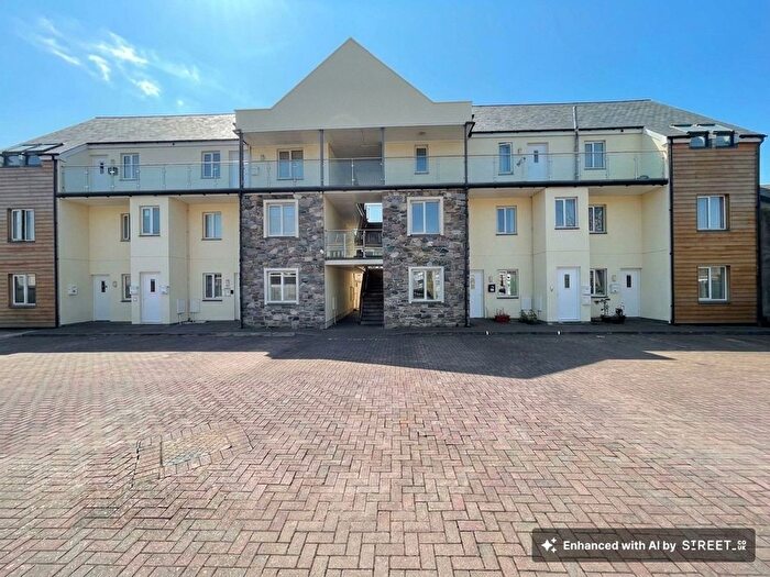 1 Bedroom Flat For Sale In North Parade, Camborne, TR14
