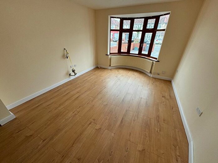 4 Bedroom Terraced House To Rent In Springwell Road, Hounslow, TW5