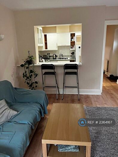 1 Bedroom Flat To Rent In Hendon Lane, London, N3