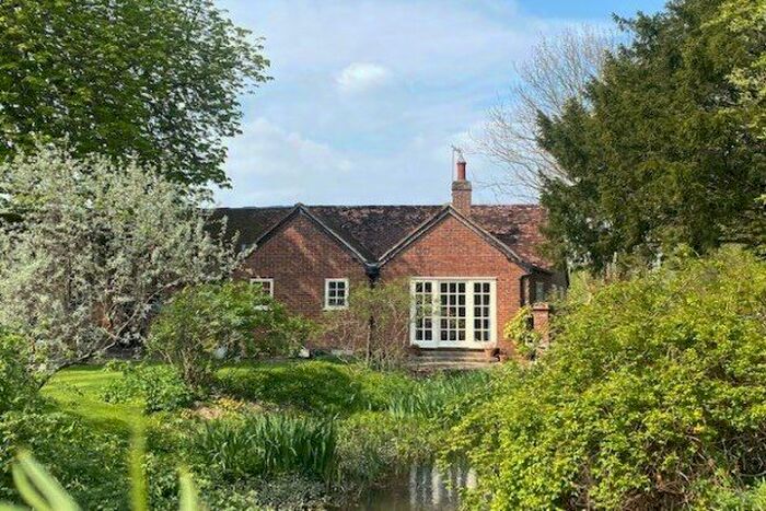 2 Bedroom Property To Rent In Lower Woodford, Salisbury, SP4