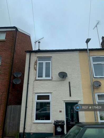 2 Bedroom End Of Terrace House To Rent In Ryle Street, Macclesfield, SK11