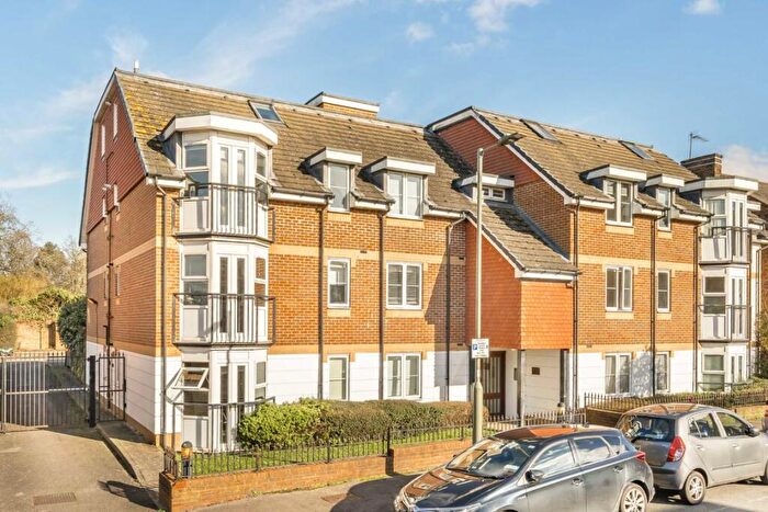 2 Bedroom Flat For Sale In Granville Road, Golders Green, NW2