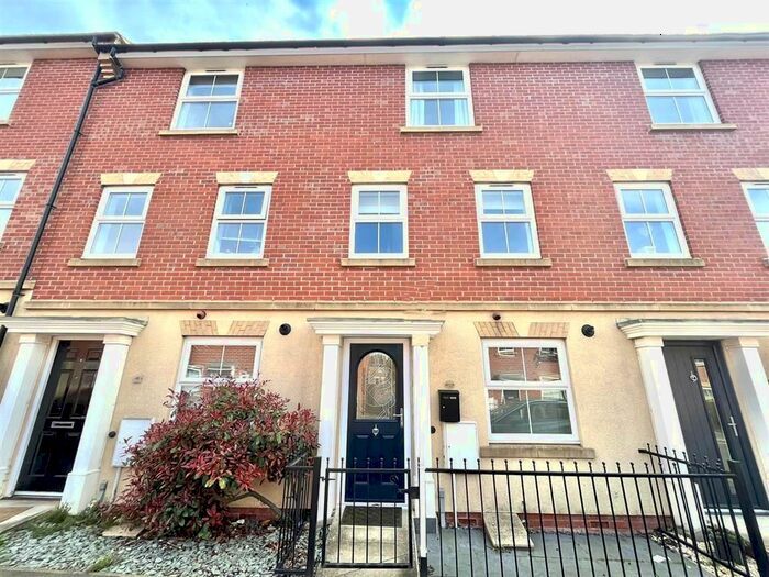 4 Bedroom Property To Rent In High Main Drive, Bestwood Village, Nottingham, NG6