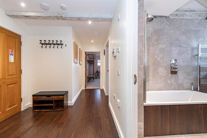 2 Bedroom Apartment To Rent In Thomas Street, Lewes, BN7
