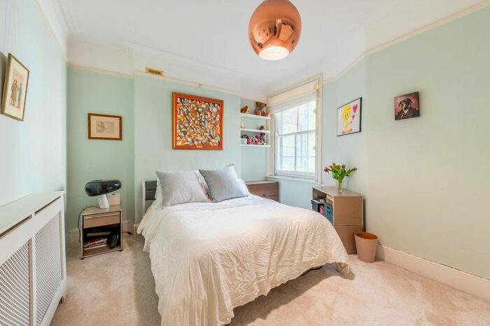 2 Bedroom Flat To Rent In Widley Road, Maida Vale, London, W9