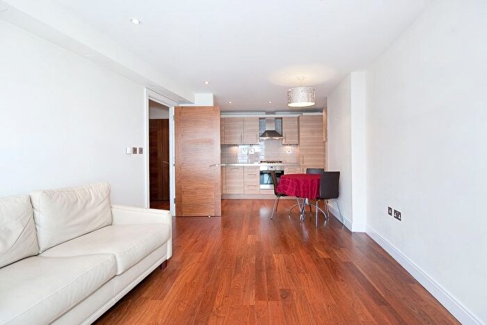 1 Bedroom Flat To Rent In Clerkenwell Rd, Clerkenwell, EC1M