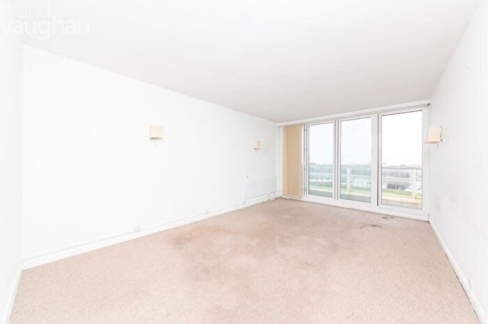 1 Bedroom Flat For Sale In Cromwell Road, Hove, East Sussex, BN3