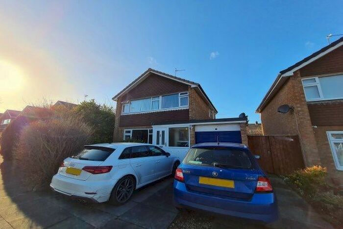 3 Bedroom Detached House To Rent In Edgecombe Drive, Darlington, DL3