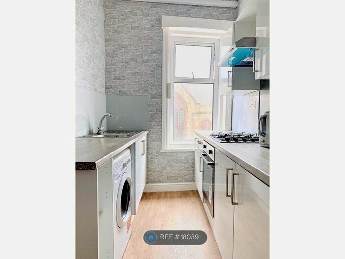 1 Bedroom Flat To Rent In Dean Street, Blackpool, FY4