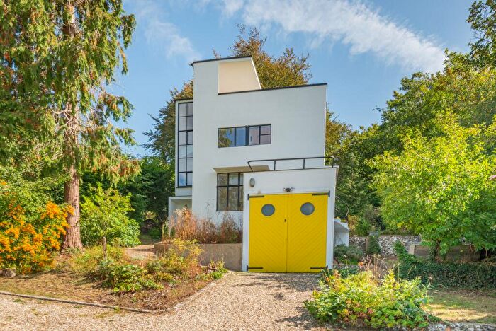 3 Bedroom Detached House For Sale In Highover Park, Amersham, Buckinghamshire, HP7