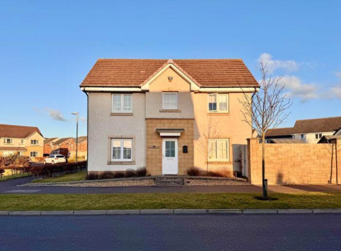 3 Bedroom End Of Terrace House For Sale In Commonwealth Drive, Troon, KA10