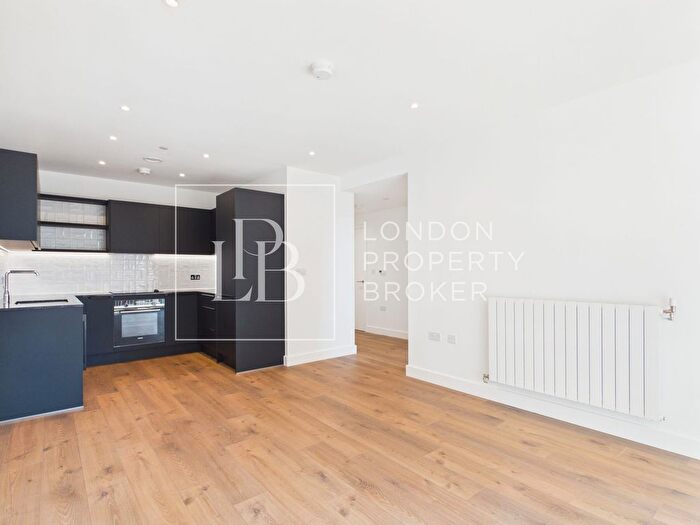 1 Bedroom Flat To Rent In Burrell House, Lombard Square, SE28