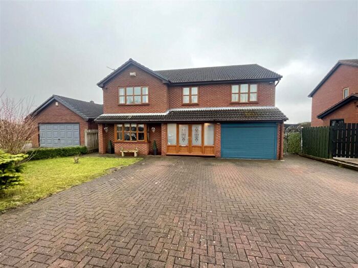4 Bedroom Detached House For Sale In Dean Close, Shildon, DL4
