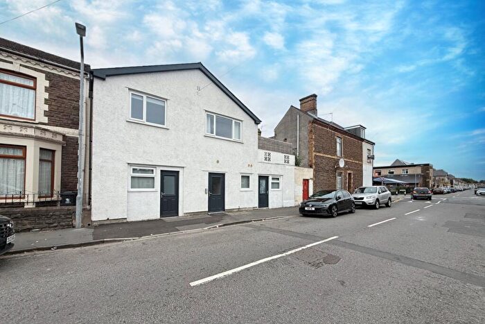 4 Bedroom Block Of Apartments For Sale In Habershon Street, Splott, CF24