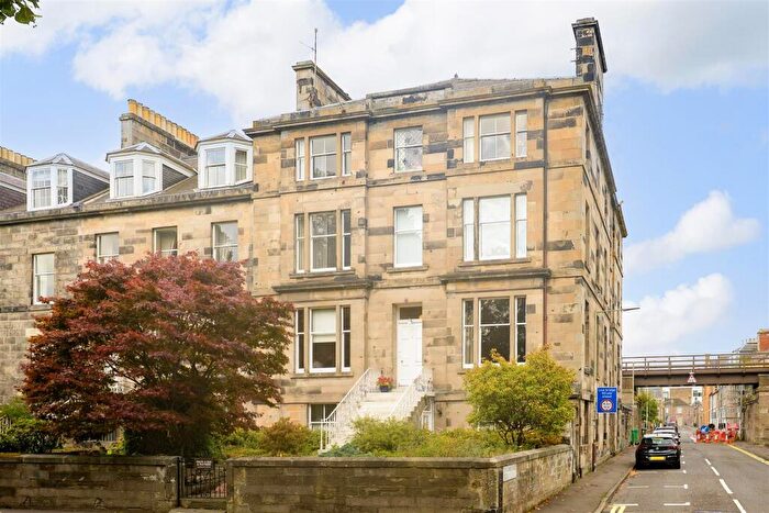4 Bedroom Apartment For Sale In King James Place, Perth, PH2