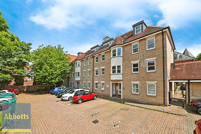 1 Bedroom Property To Rent In Cathedral Walk, Chelmsford, CM1