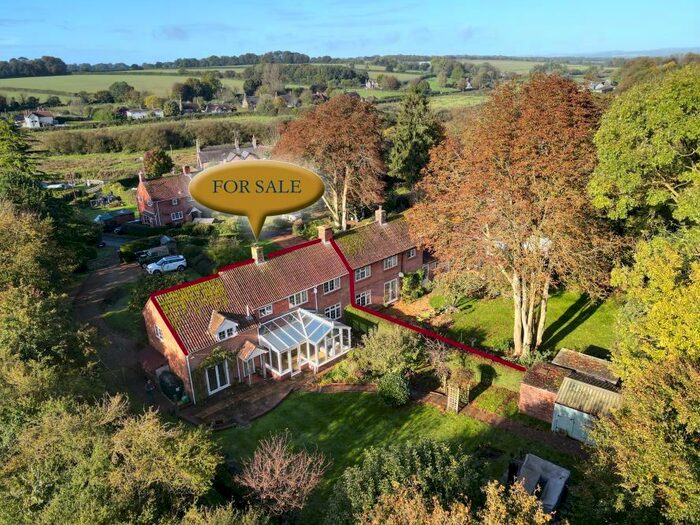 4 Bedroom Semi-Detached House For Sale In West View, Wimborne St Giles, BH21
