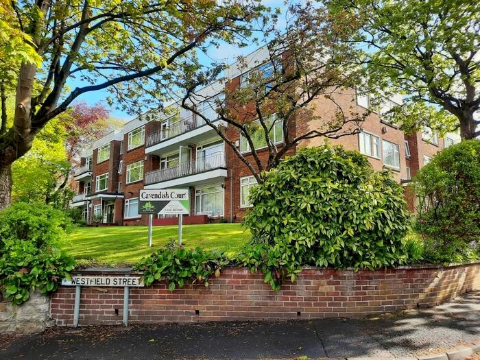 2 Bedroom Flat To Rent In Cavendish Court, Holden Road, Salford M7