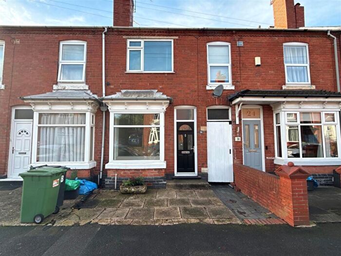 2 Bedroom Terraced House For Sale In Cobham Road, Halesowen, B63