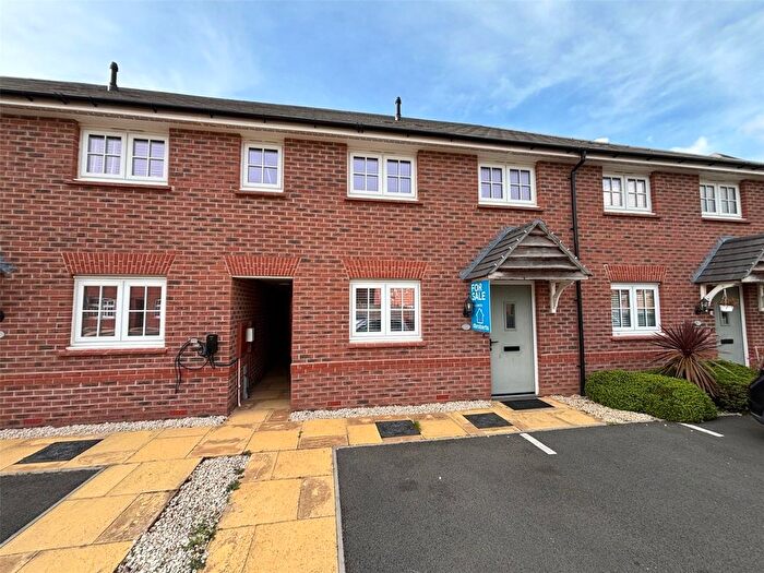 3 Bedroom Terraced House For Sale In George Wynn Way, Priorslee, Telford, Shropshire, TF2